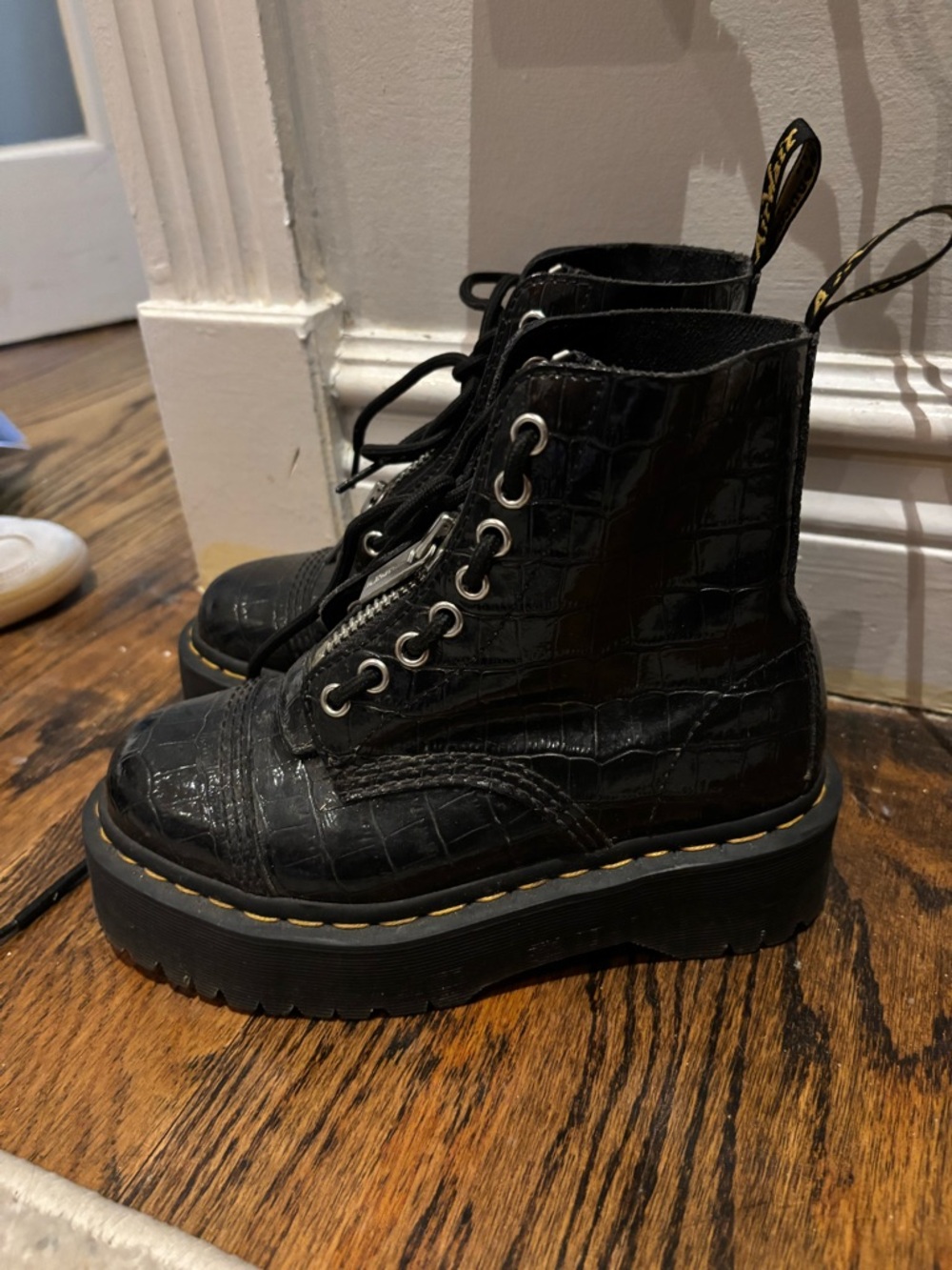Dr. Martin - Black Croc Platform Lace-Up with zipper!